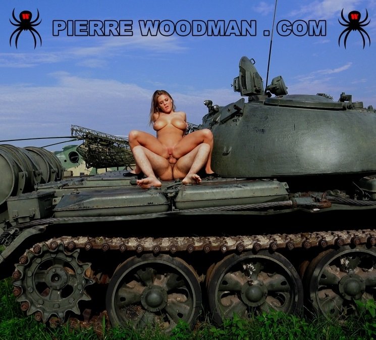 PublicFuck: Viola Bailey - Outdoor Sex On The Tank 720p