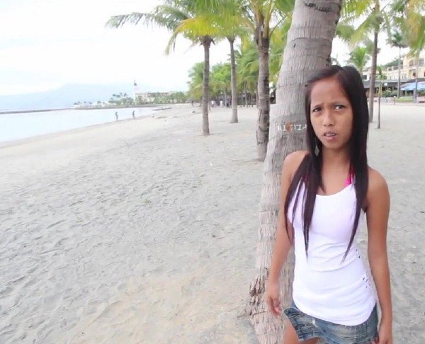 Asiancandyshop: Layka - Tourist Pickup Thai Teen On Beach 720p