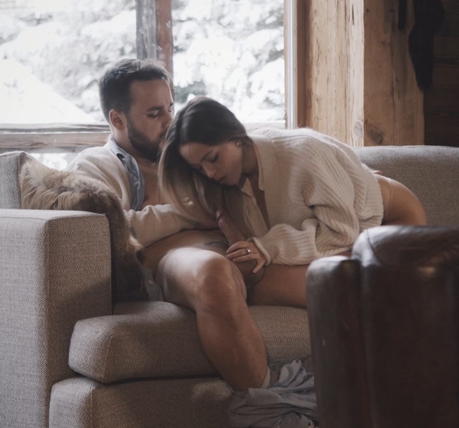 Natty Mellow Beautiful Romantic Sex In A House In The Mountains Under The Falling Snow FullHD 1080p