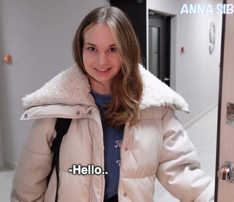 Anna Bali A Stranger Was Placed In The Same Room At The Hotel FullHD 1080p